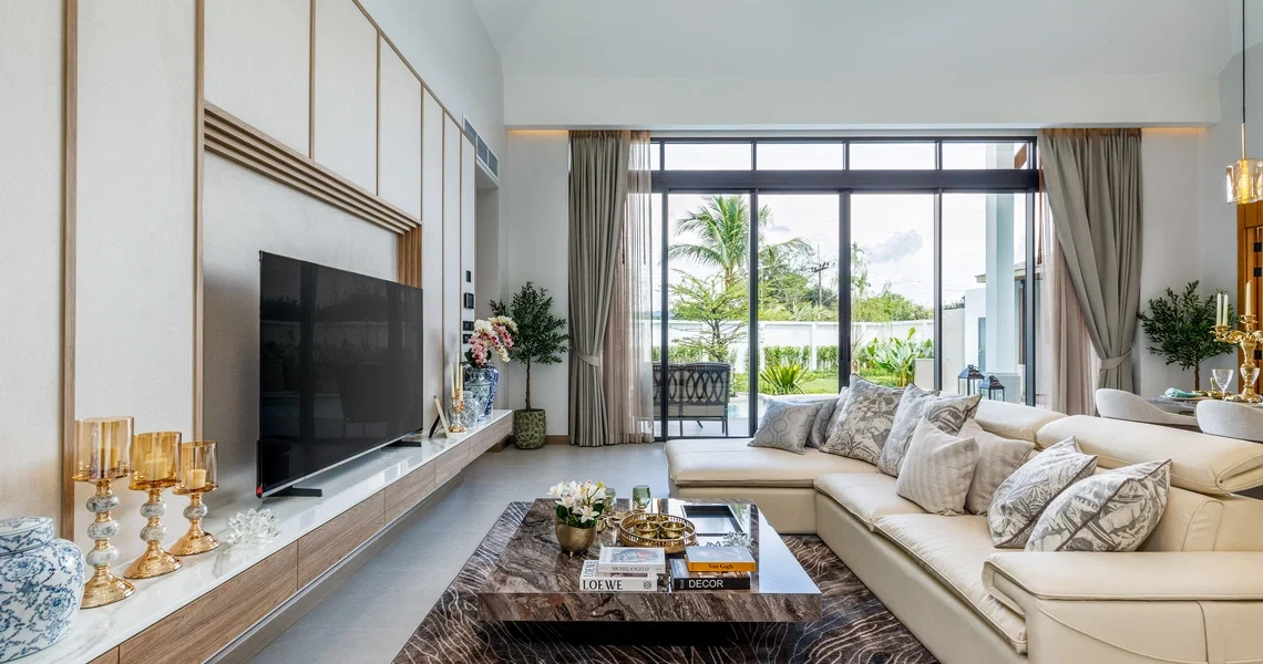 Erawana Creek - living room