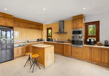 Nakathani Villas - Kitchen