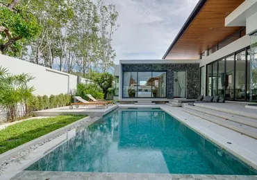 Modern Loft design - Swimming pool