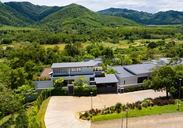 Manick Hillside villa 7- Hillside