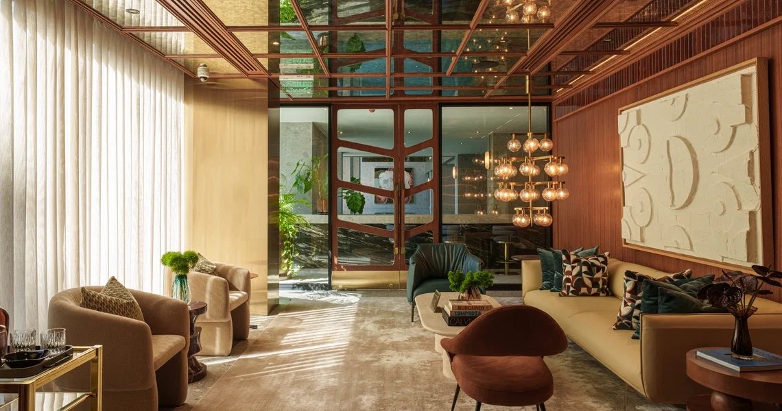 Via 34 lounge