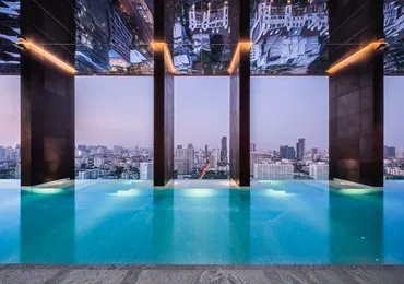 Khun by Yoo luxury condo in Bangkok swimming pool