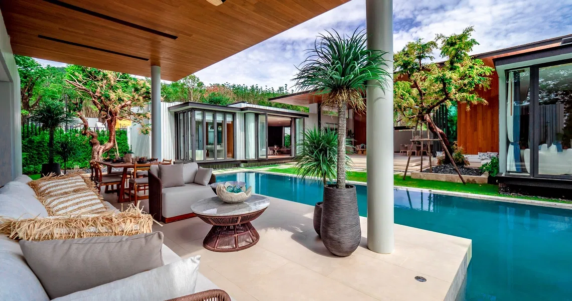 Botanica Forestique - Outside Chilling area