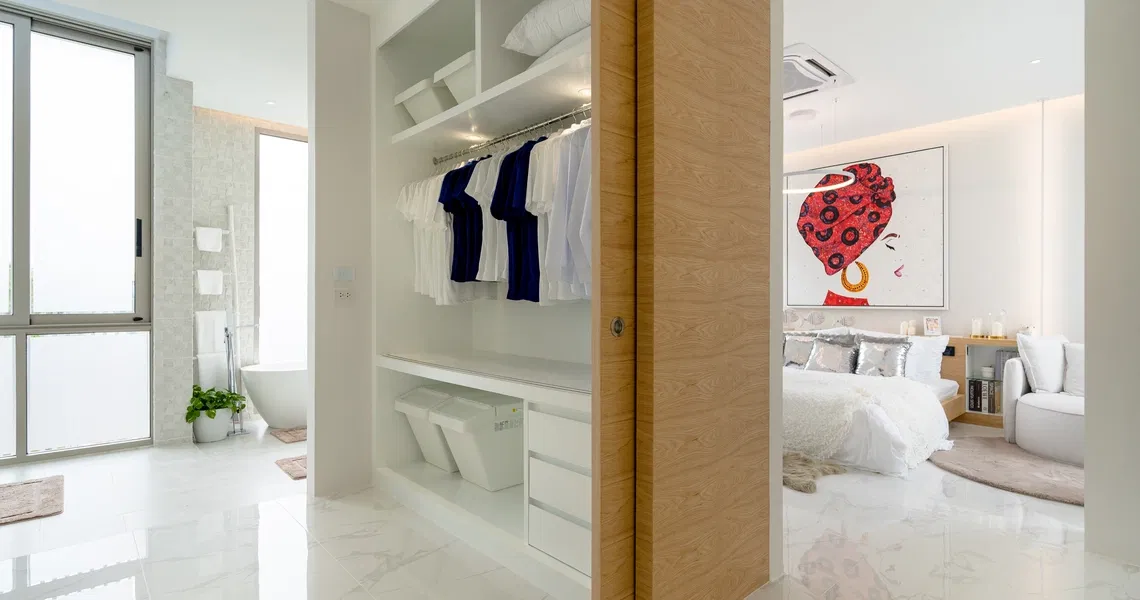 Luxury villas on Phuket The Residence Master bedroom