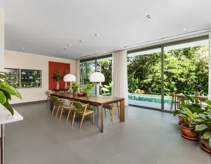 Villa Mimosa Layan Beach-Dining area