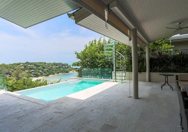Bayside BB3 pool outood