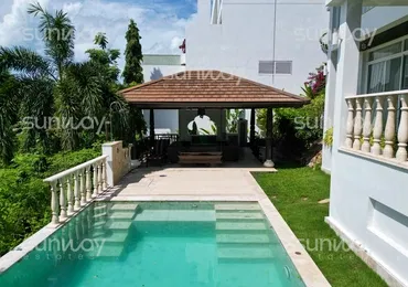 Villa Horizon 37 -  front of the villa