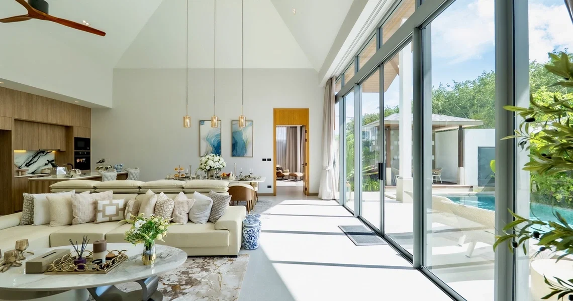 Erawana Creek - living room