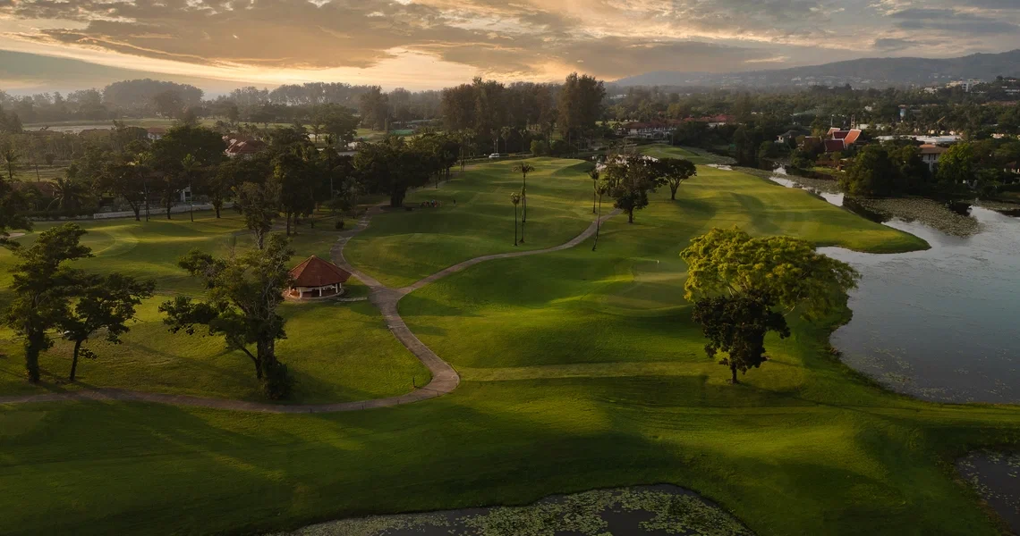 Laguna Homes - golf course sunset