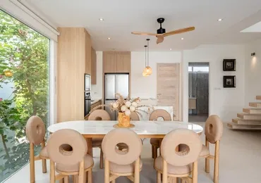 Villa Serenity - Dining table