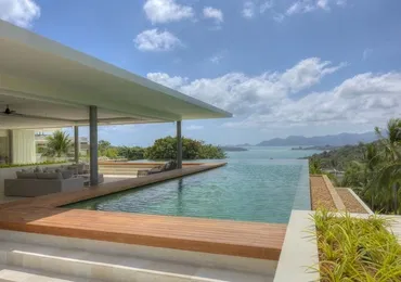 Luxury villas on Samui 6 Bedroom Pool Villa in Samujana swimming pool