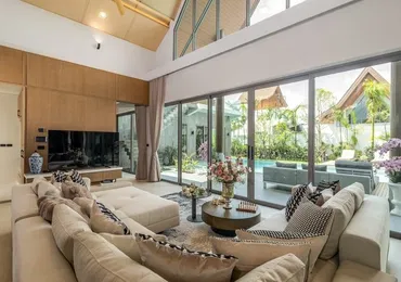 Erawana Grand - Living area