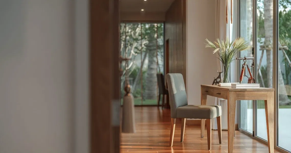 Anchan Burgundy –Bedroom