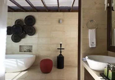 Panacea Retreat Villa Praana – Bathroom