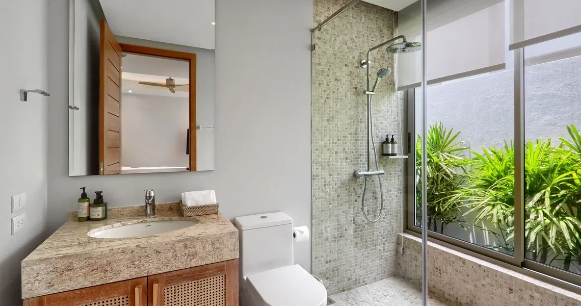 Botanica - Hillside - Shower room