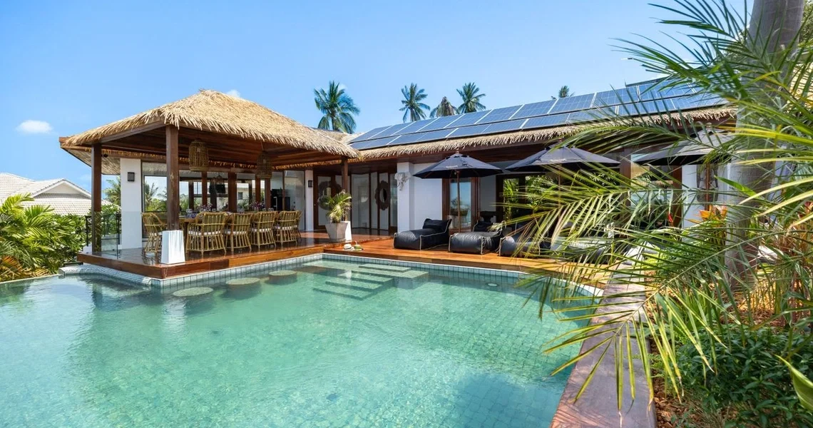 Authentik Villa pool outdoor