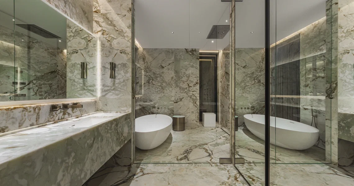 Power Tower Bangkok - bathroom