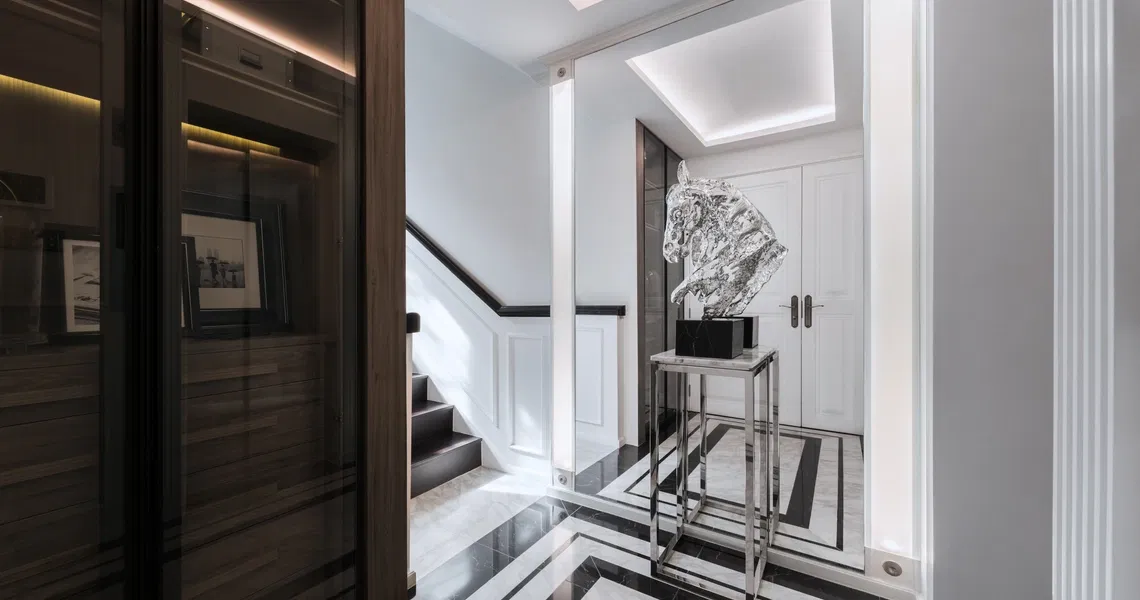 Malton Ari Bangkok Luxury Houses French Colonial decorations