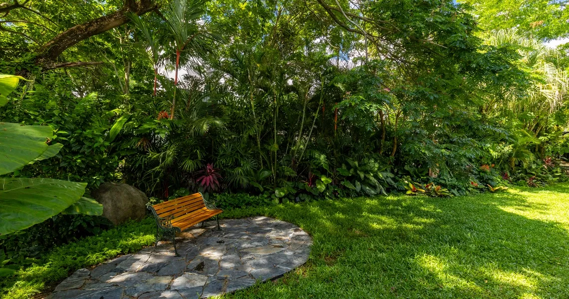 Villa Mimosa Layan Beach-Garden